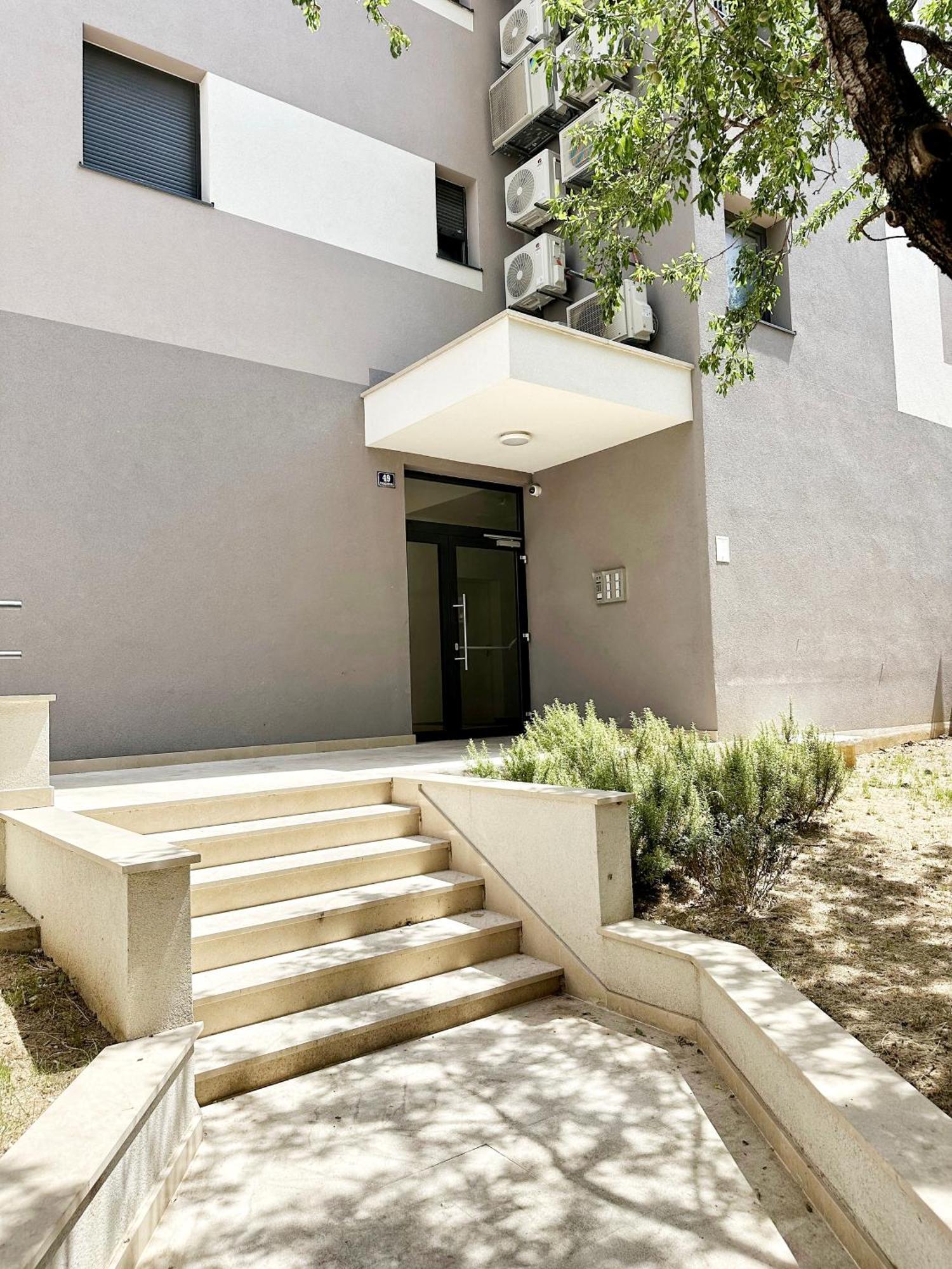 S'Akvarel 1 & 5 - Private Garage Lägenhet Split Exteriör bild