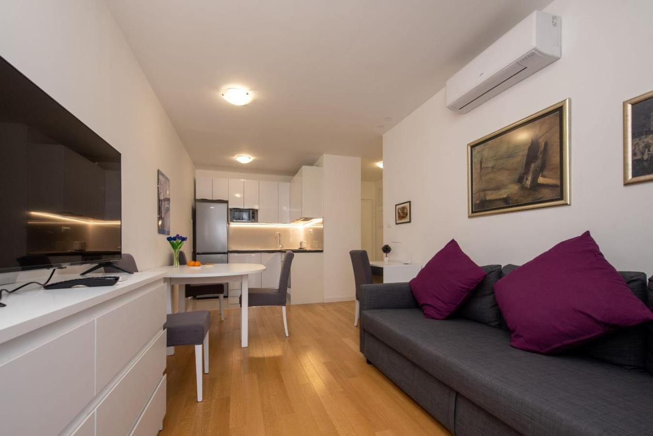 S'Akvarel 1 & 5 - Private Garage Lägenhet Split Exteriör bild